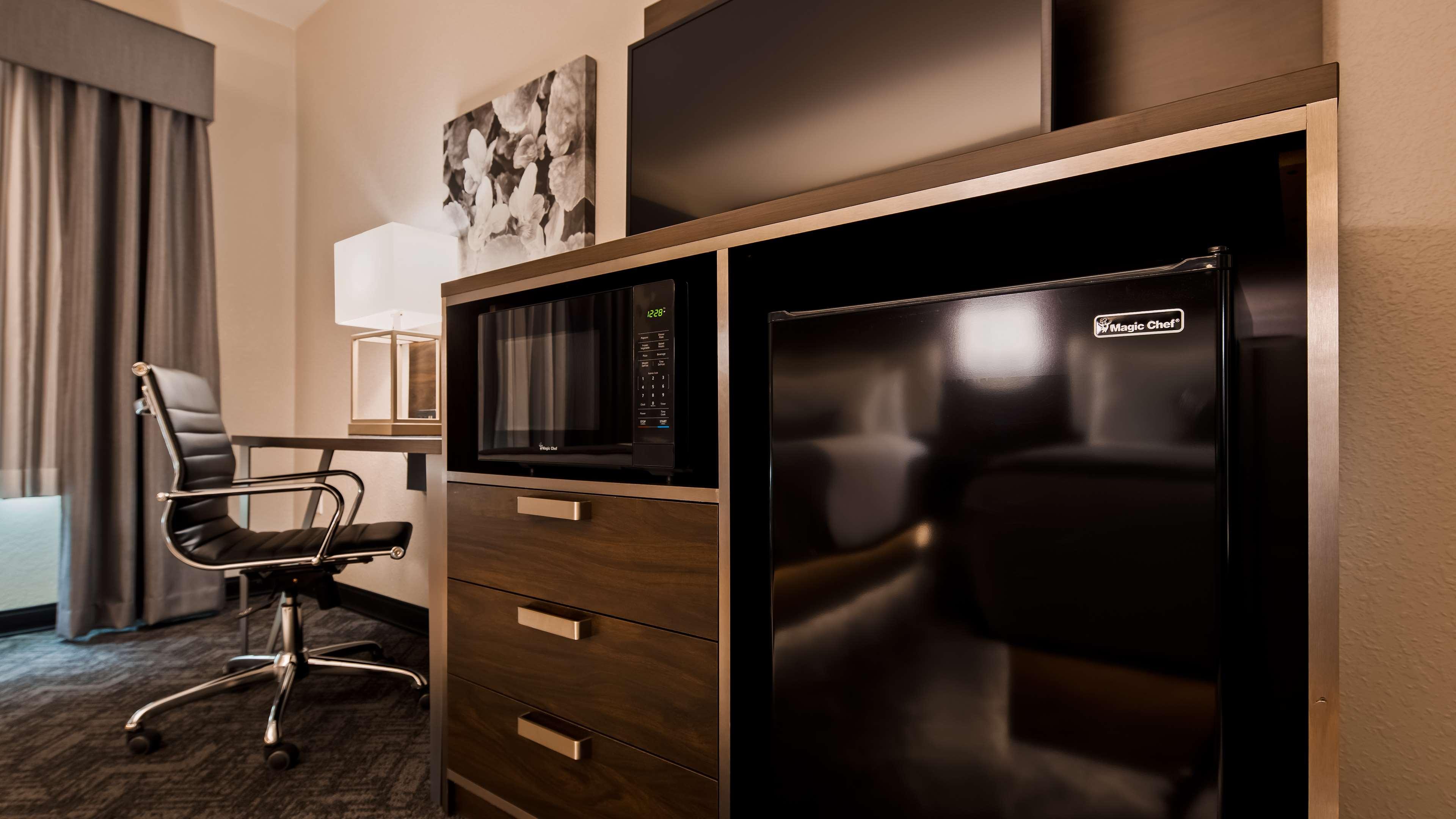 Western Parkside & Hotel 3*